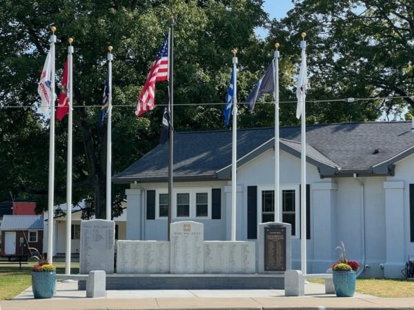 25' High Wind Flag Piece Aluminum Internal Halyard, Non Furling Tapered Flag Pole