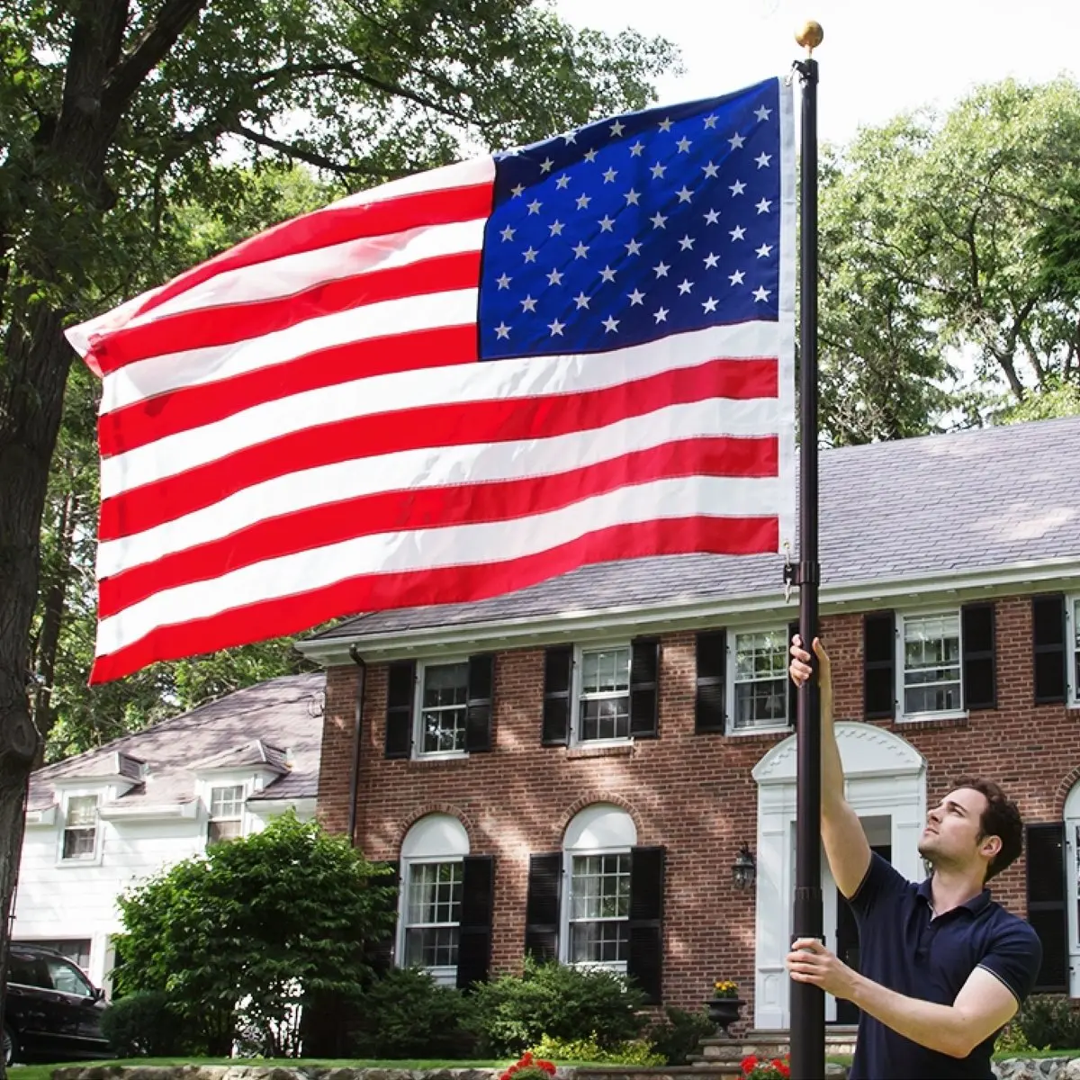 Titan 25' with 5'X8' Flag - Super Heavy High Wind 12 Gauge Aluminum Telescoping Flagpole