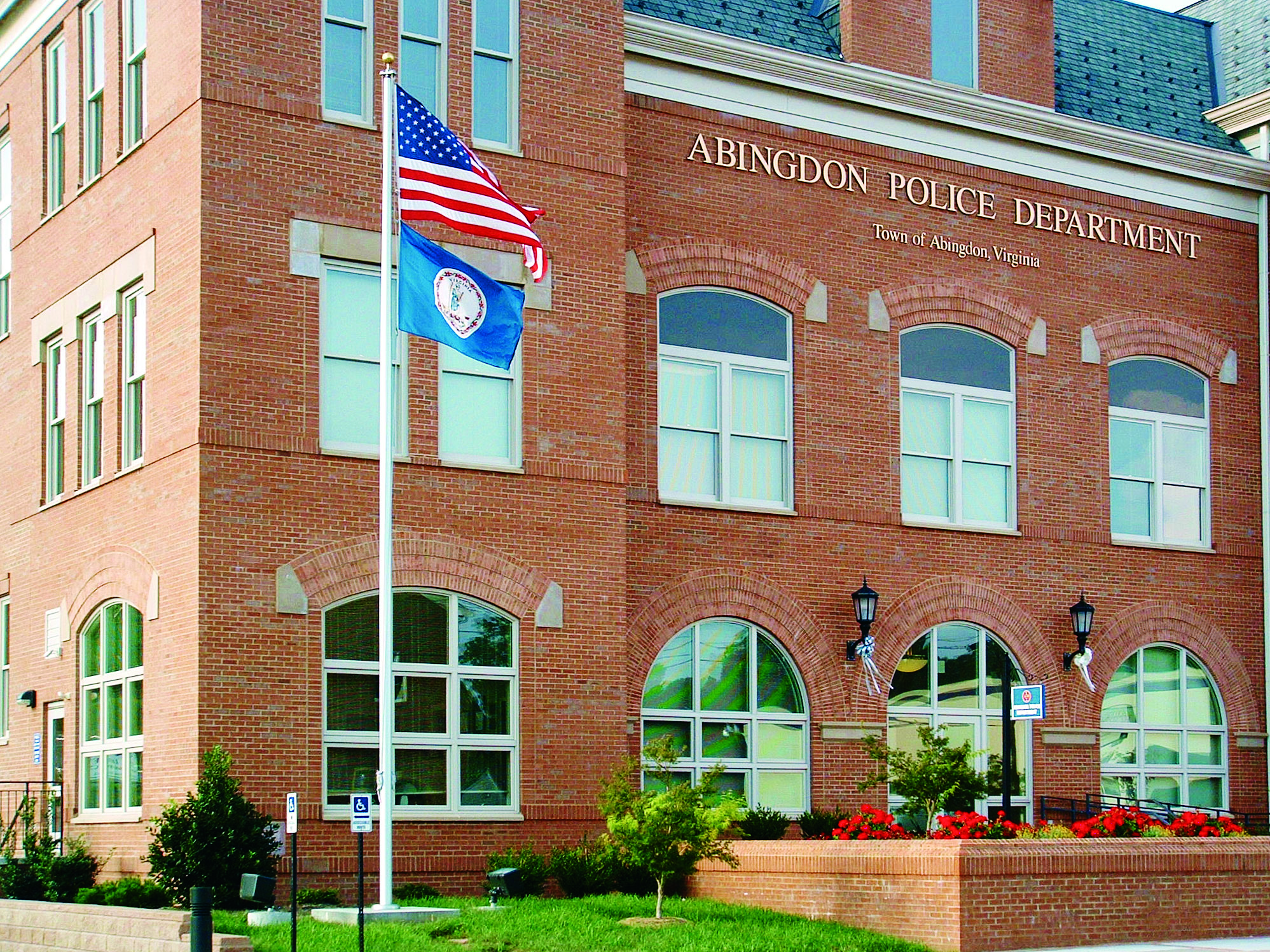 Titan 20'LT Residential Telescoping Aluminum Flagpole Kit